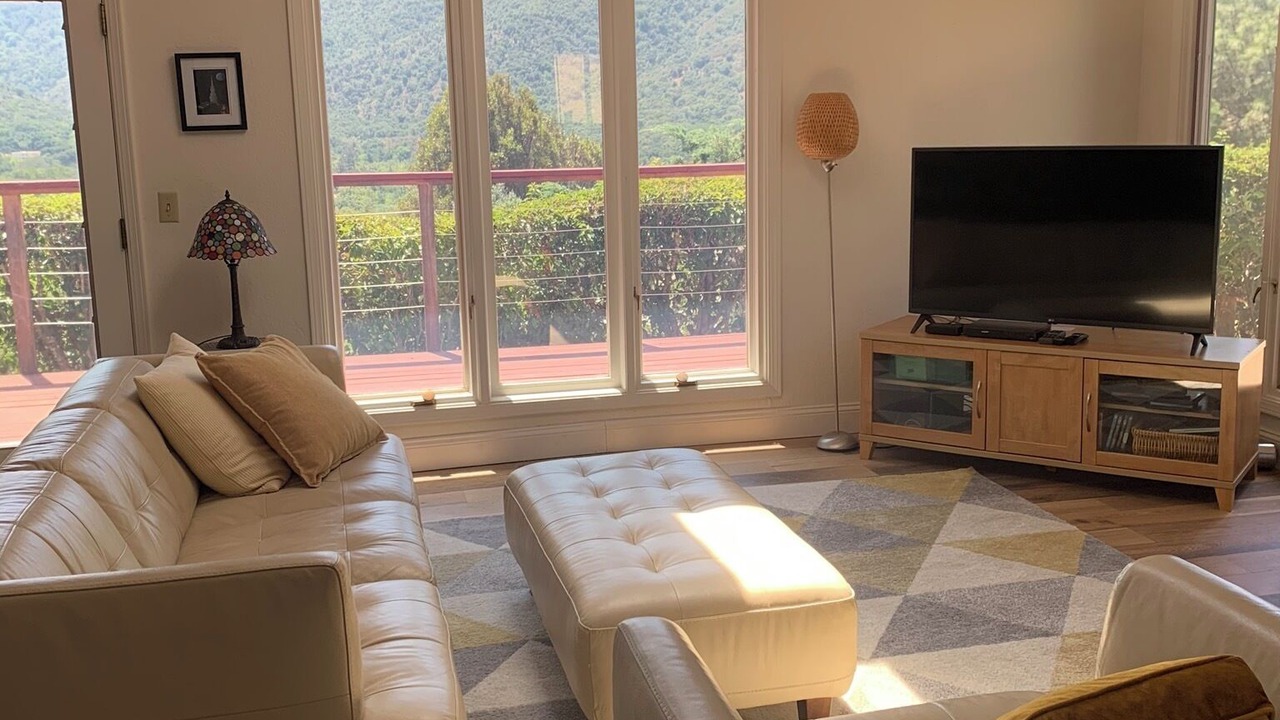 Photo of Livingroom in Carmel Valley