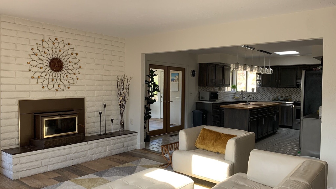 Photo of Livingroom in Carmel Valley