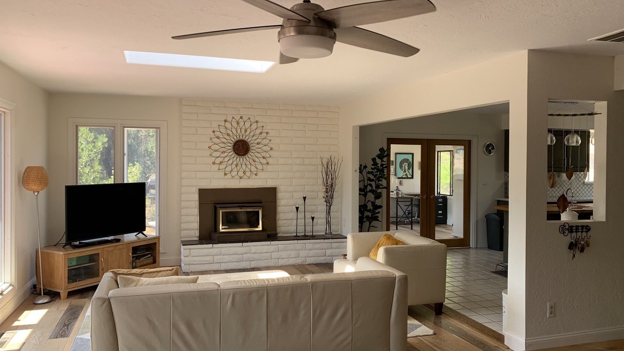 Photo of Livingroom in Carmel Valley