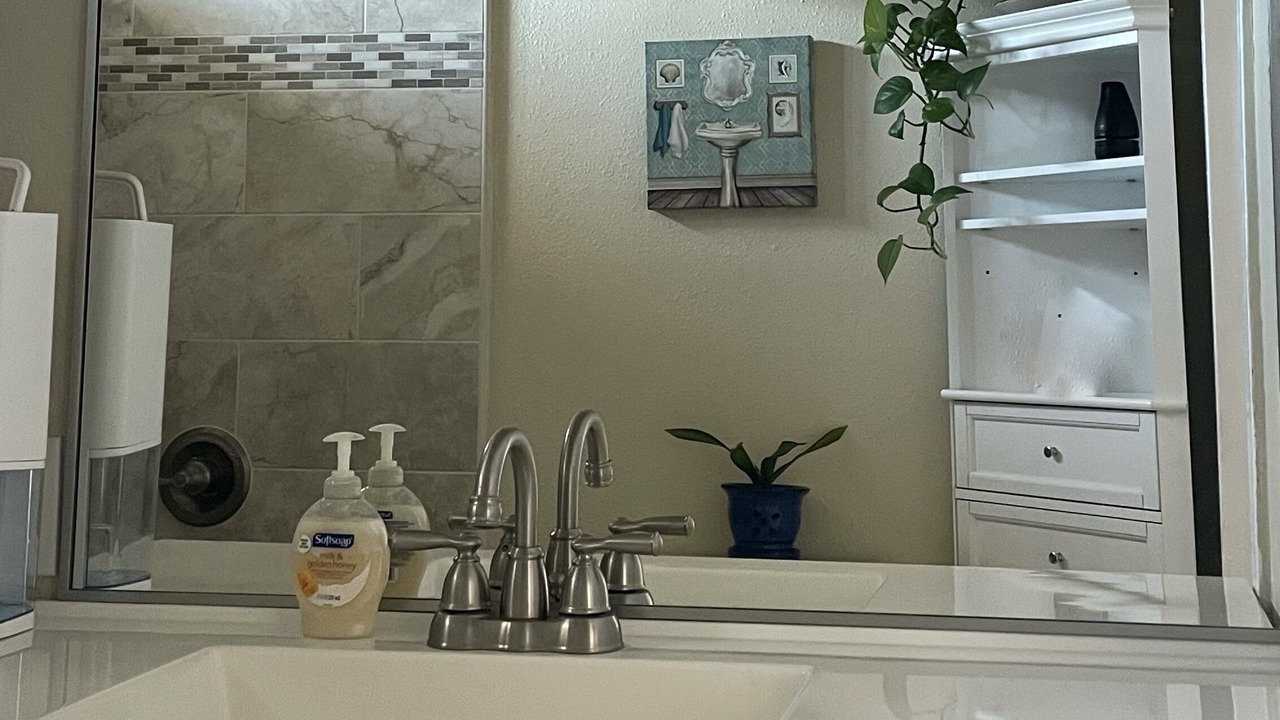 Photo of Bathroom in Salinas