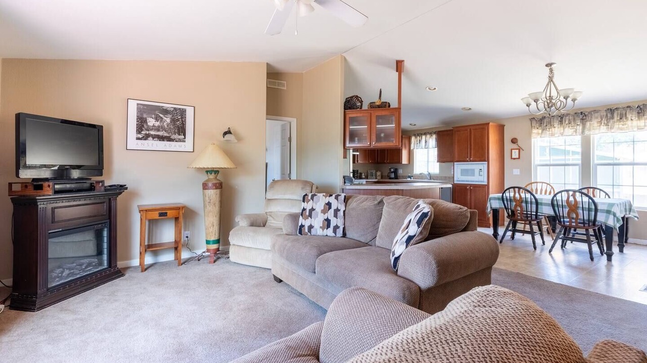Photo of Livingroom in Mariposa