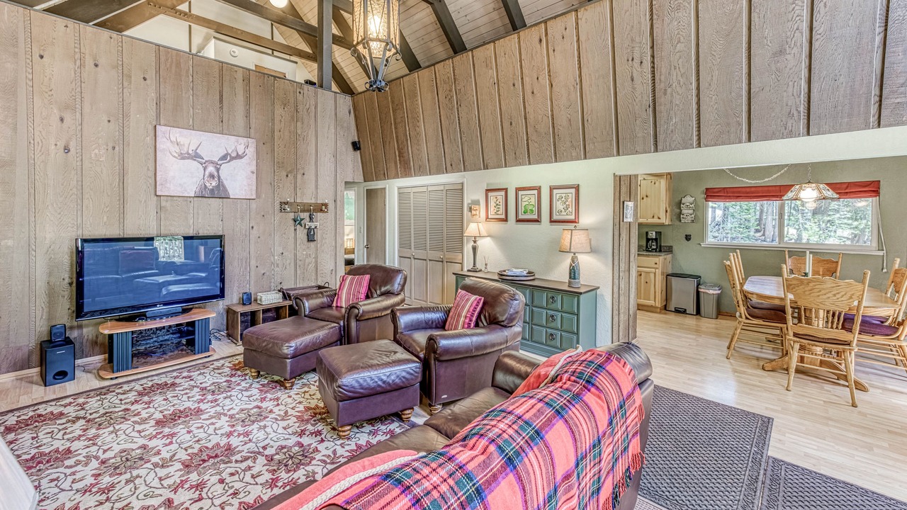 Photo of Livingroom in Big Creek