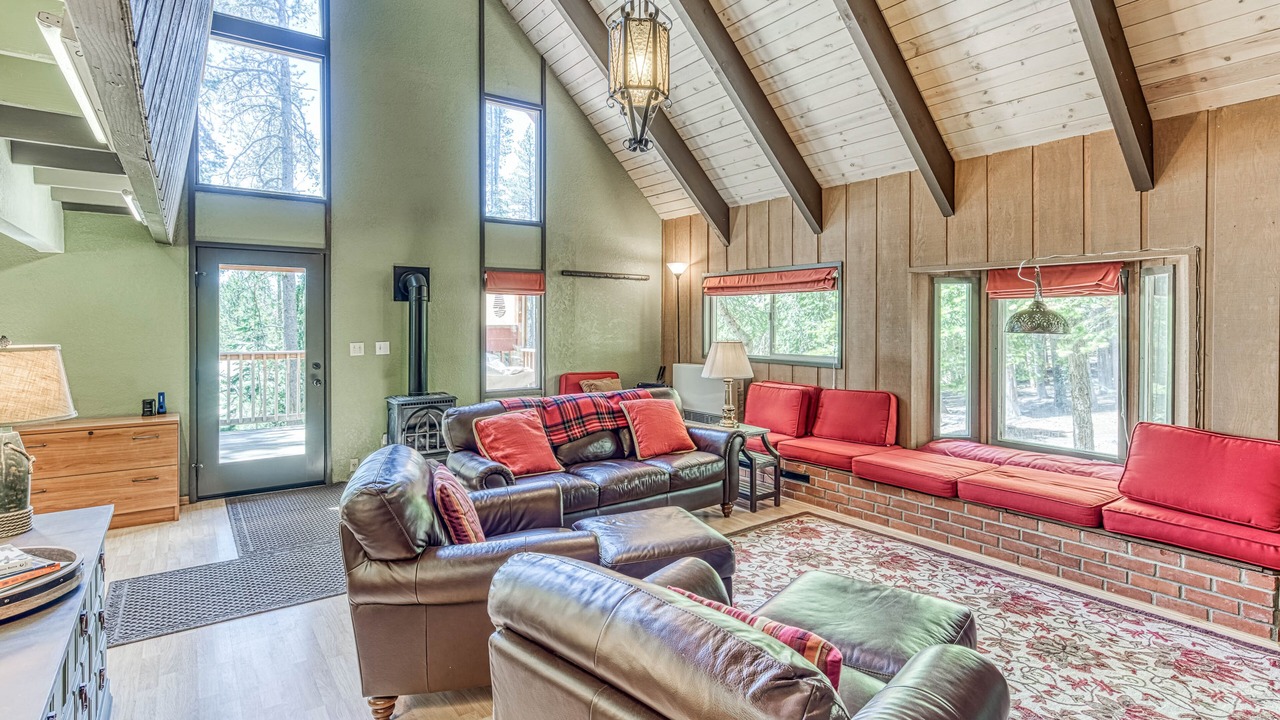 Photo of Livingroom in Big Creek