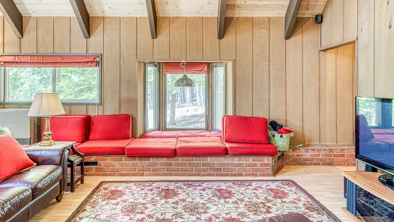Photo of Livingroom in Big Creek