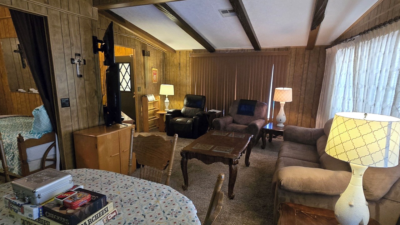 Photo of Bedroom in Cienega Springs