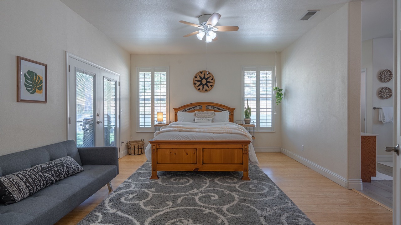 Photo of Bedroom in Groveland