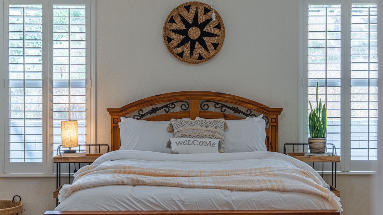 Photo of Bedroom in Groveland