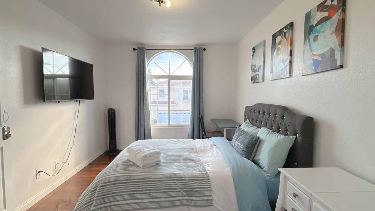 Photo of Bedroom in Baldwin Park