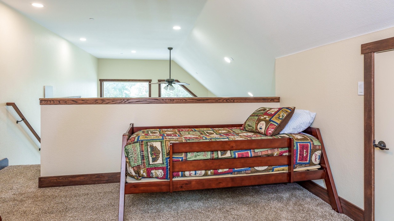 Photo of Bedroom in Yosemite National Park