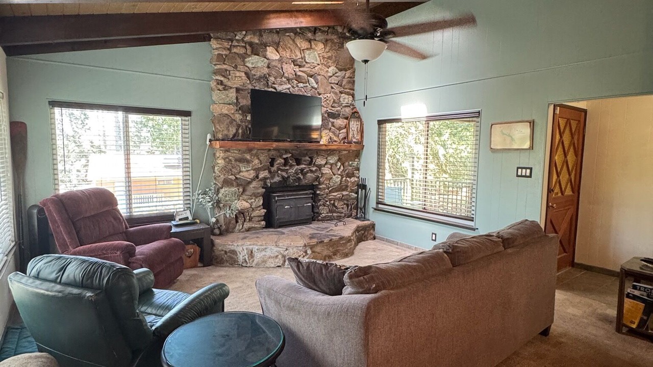 Photo of Livingroom in Wishon