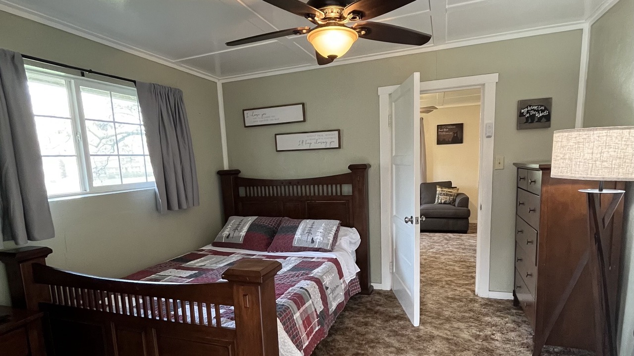 Photo of Bedroom in Three Rivers
