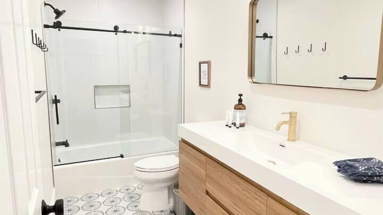 Photo of Bathroom in Templeton
