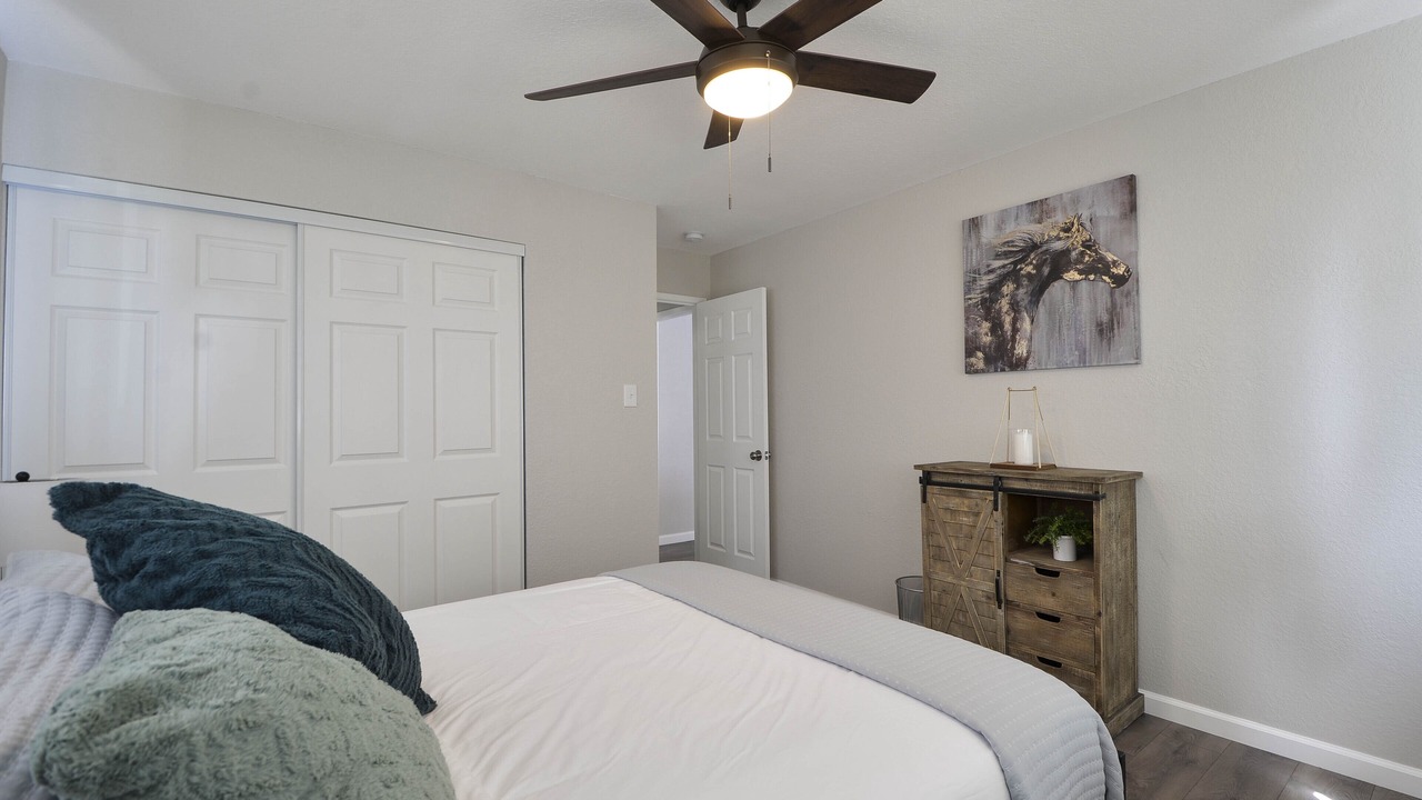 Photo of Bedroom in Los Banos