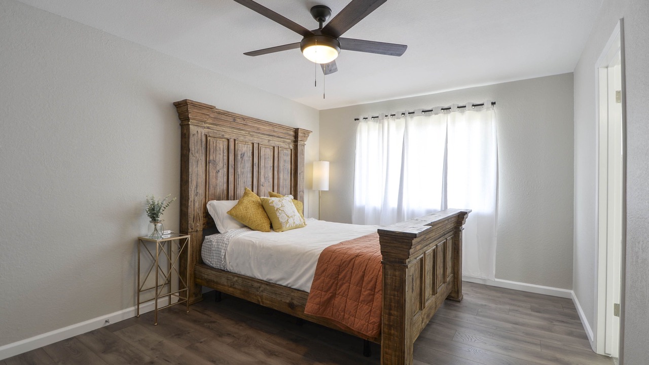 Photo of Bedroom in Los Banos