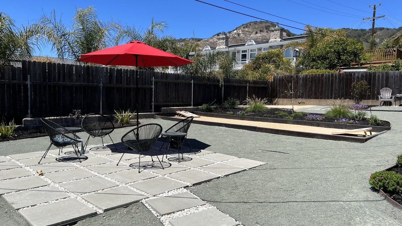 Photo of Patio Balcony in Shell Beach