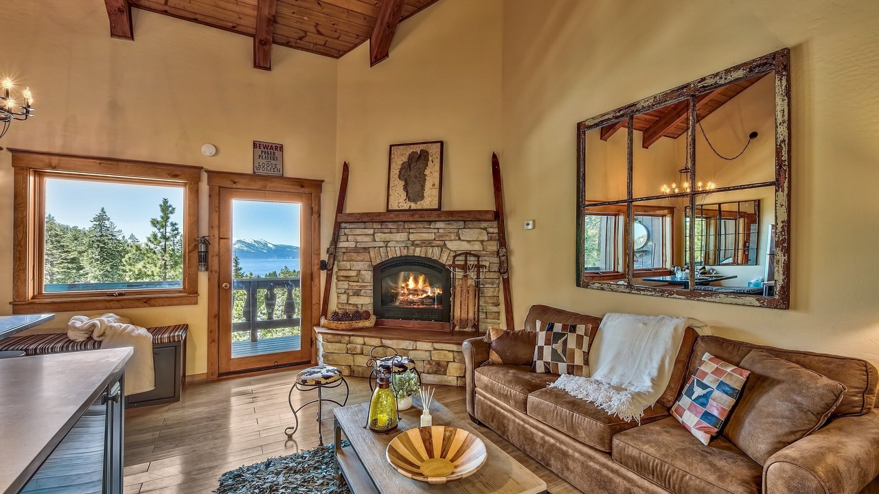 Photo of Livingroom in Tahoe Village