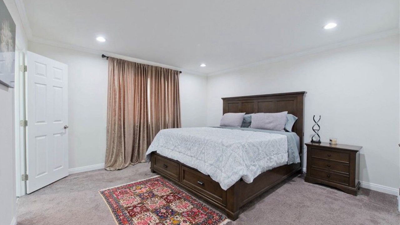 Photo of Bedroom in Malibu Canyon