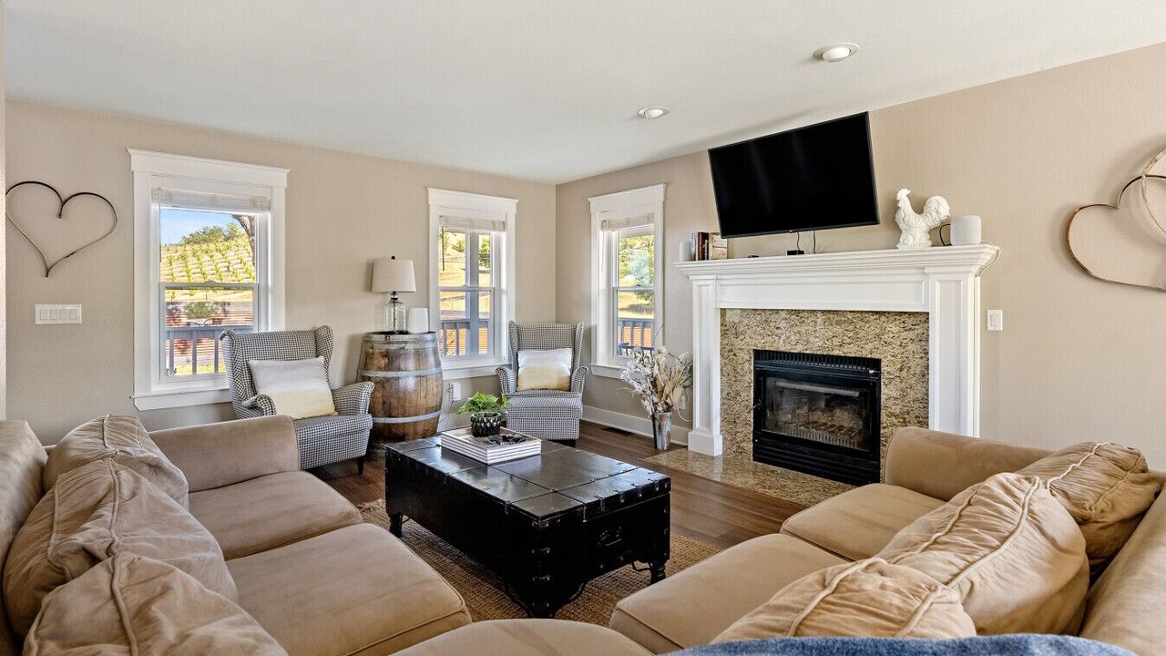 Photo of Livingroom in Paso Robles
