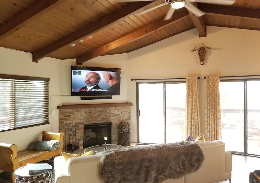 Photo of Bedroom in Groveland