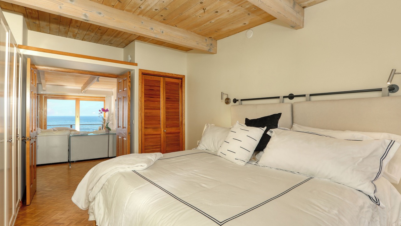 Photo of Bedroom in Marine Terrace