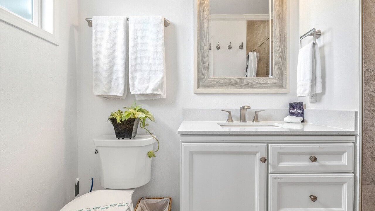 Photo of Bathroom in Marina