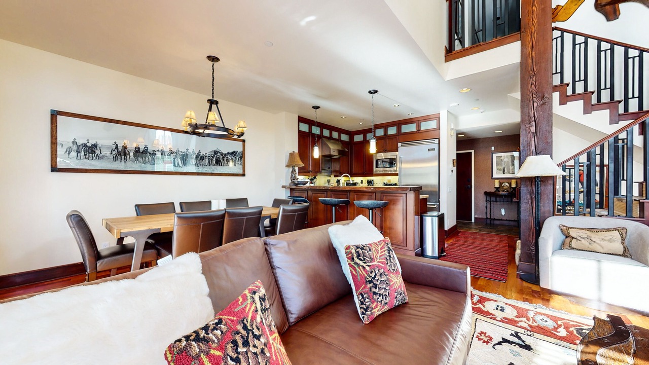 Photo of Livingroom in Mammoth Lakes
