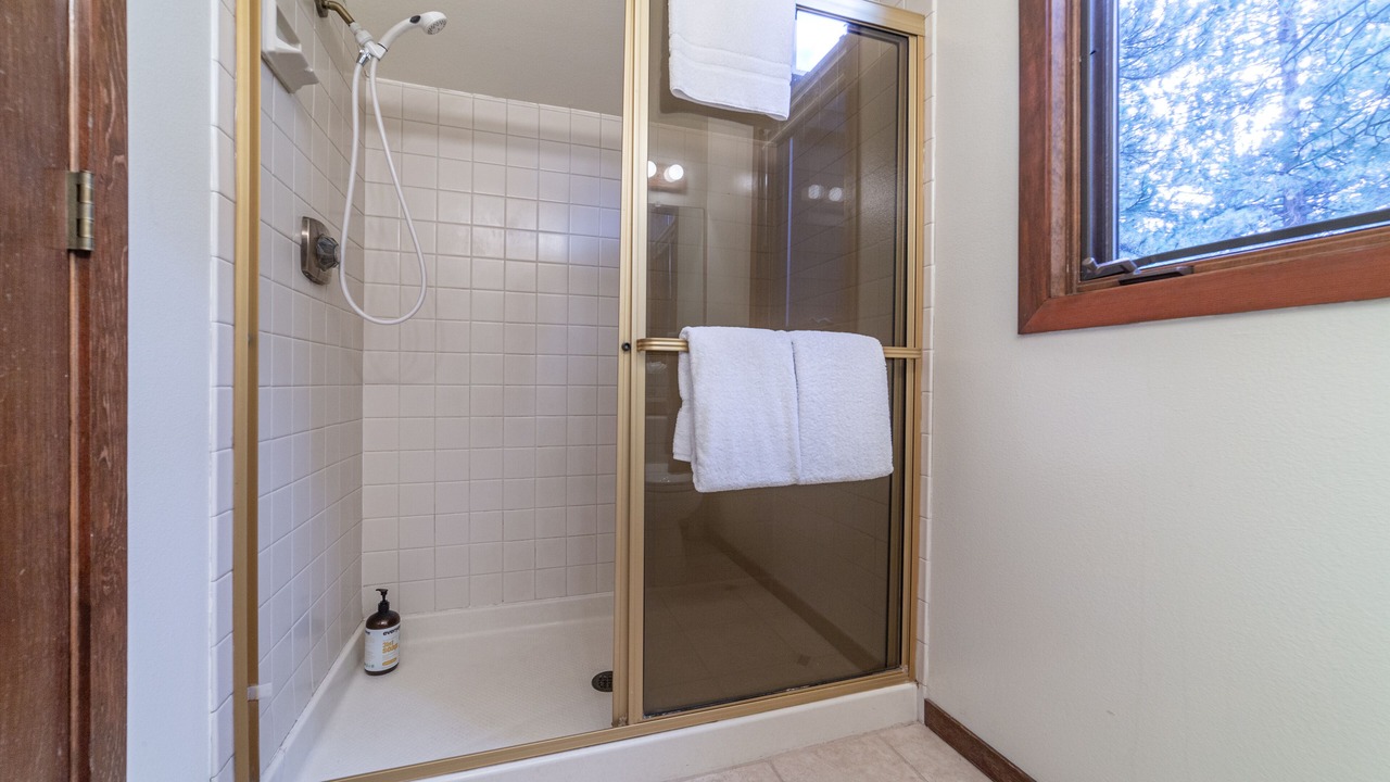 Photo of Bathroom in Mammoth Lakes
