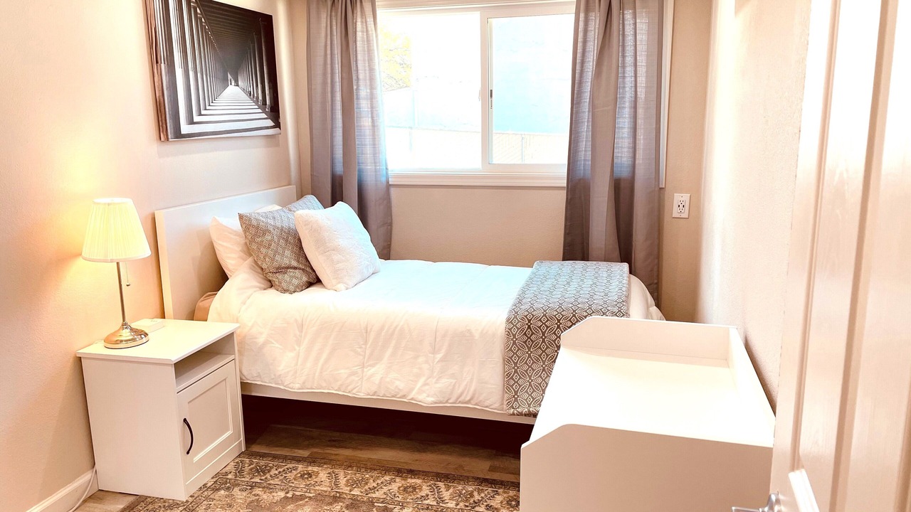 Photo of Bedroom in Redding