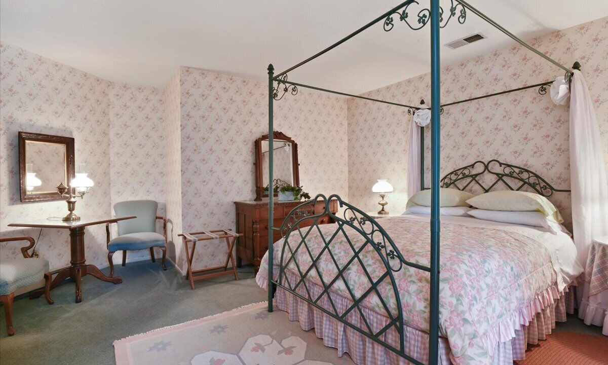 Photo of Bedroom in Arroyo Grande