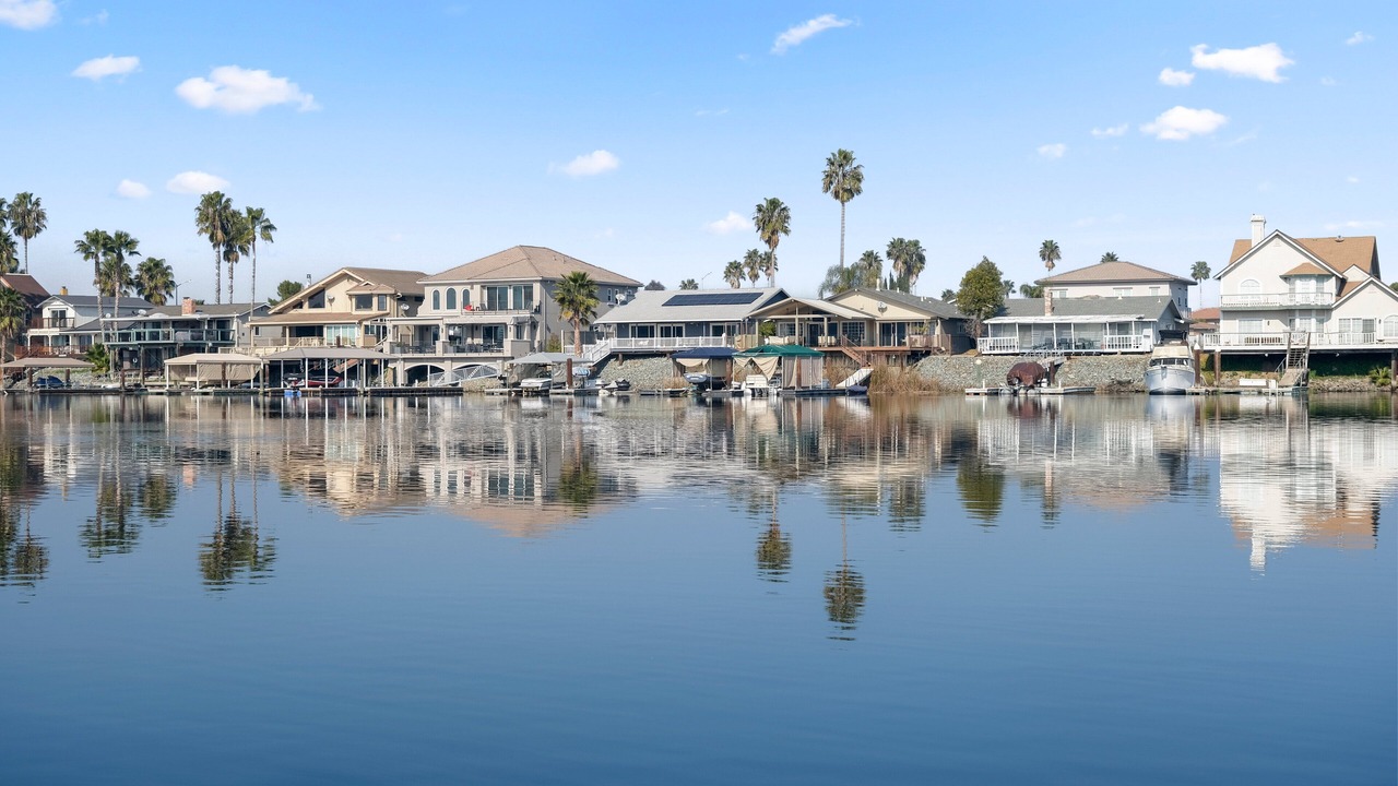 Photo of Others in Discovery Bay
