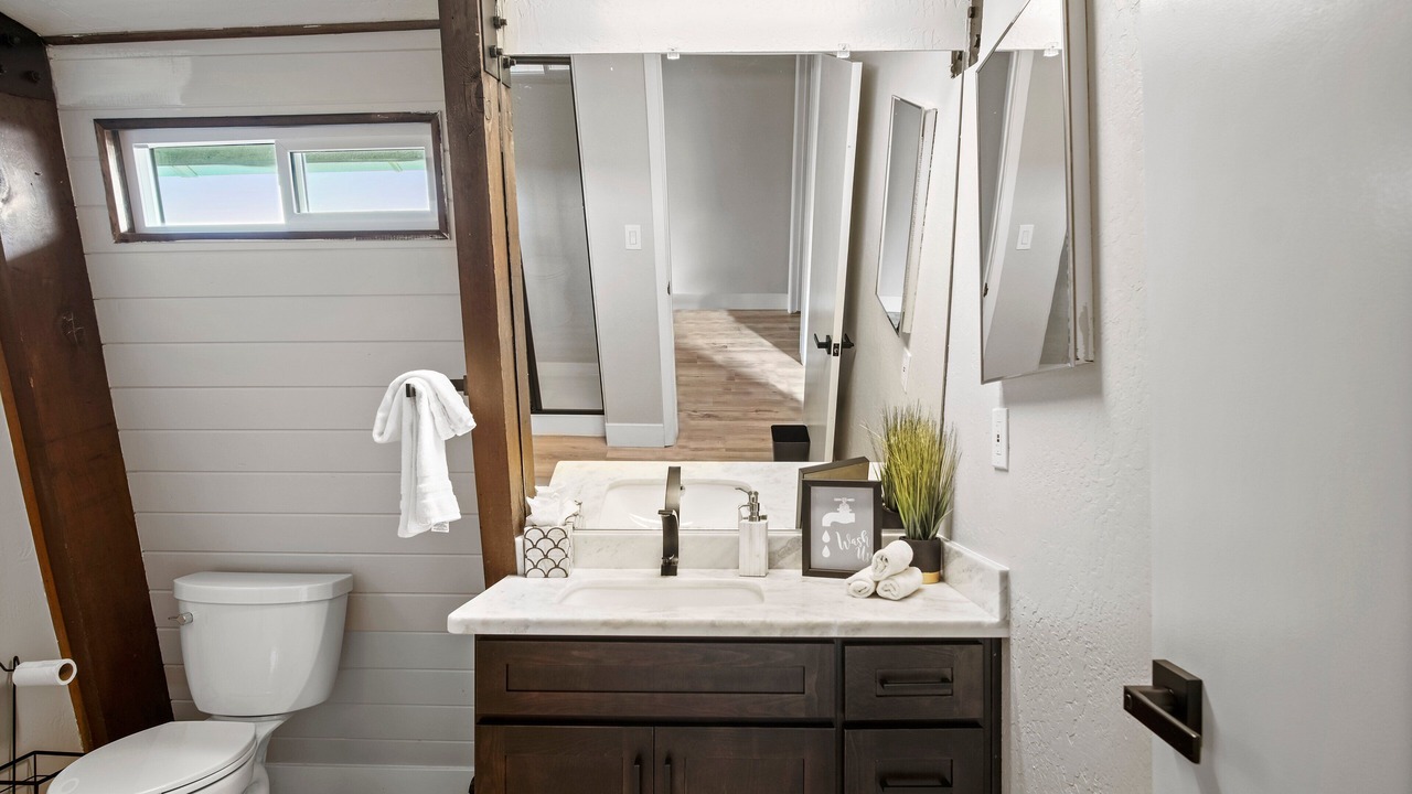 Photo of Bathroom in Discovery Bay