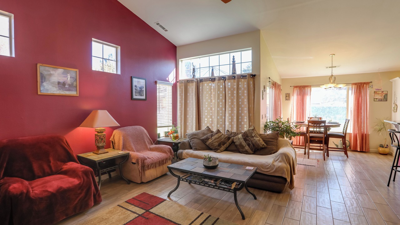 Photo of Livingroom in Sparks