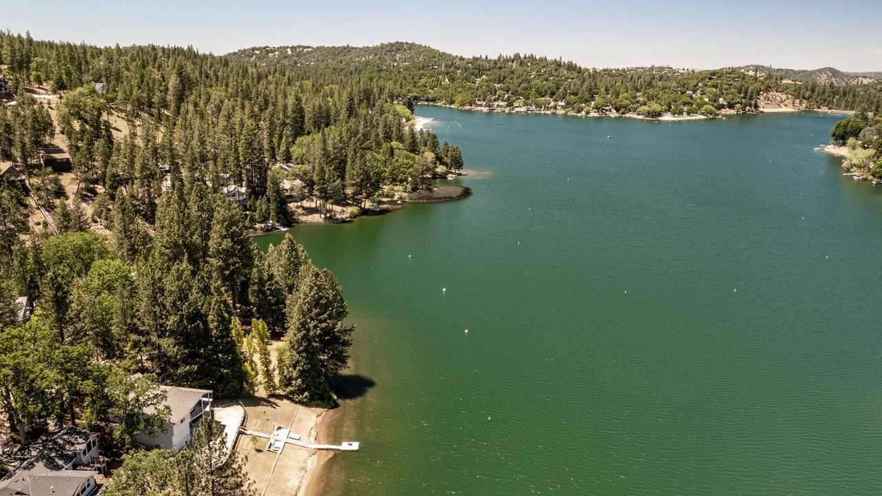 Photo of Outdoor in Groveland
