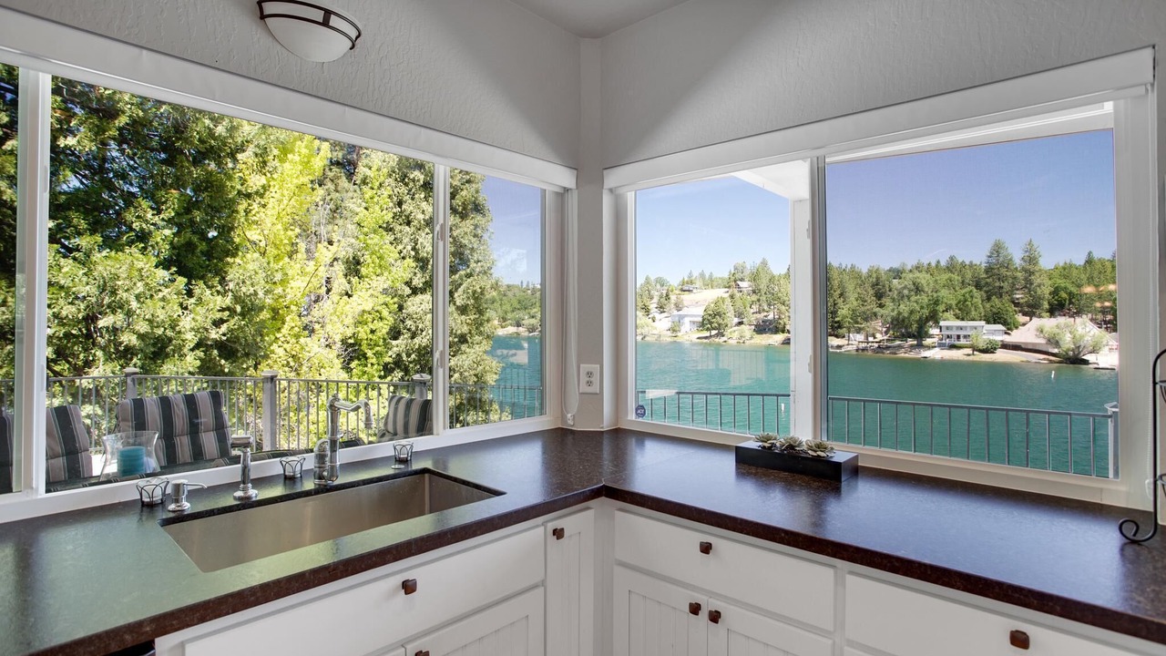 Photo of Outdoor in Groveland