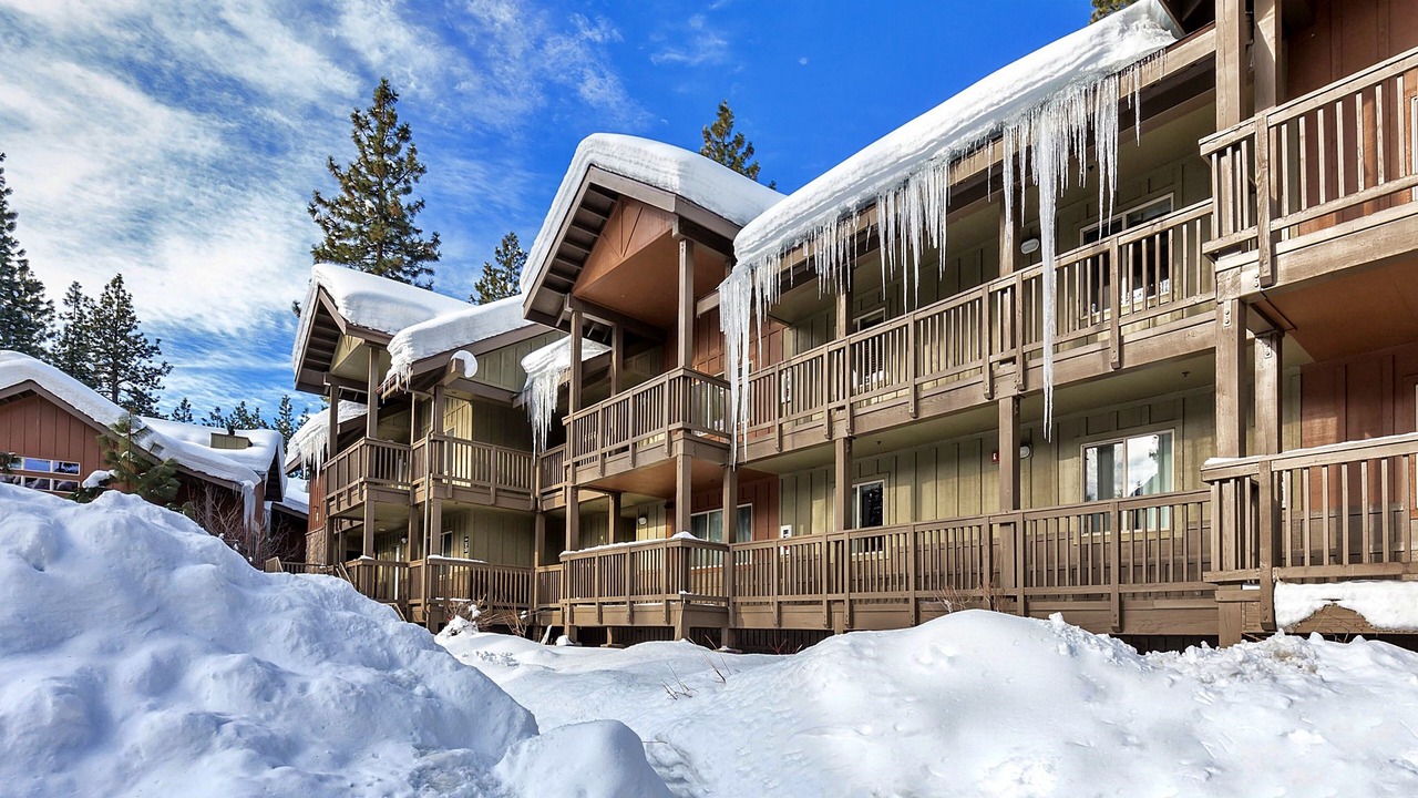 Photo of Outdoor in Round Hill Village