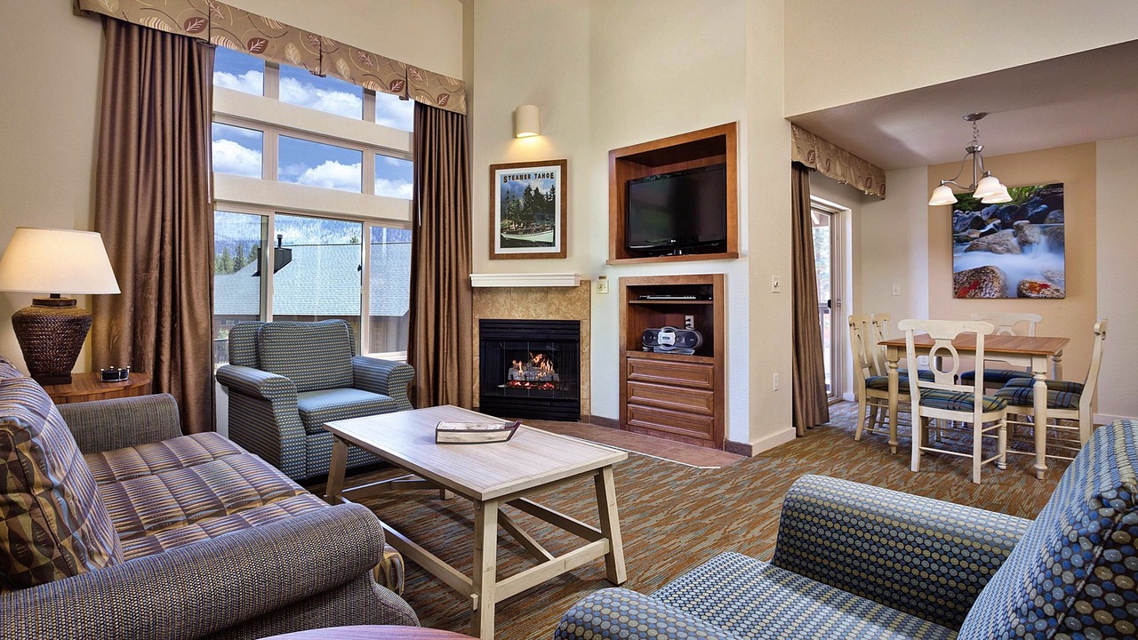 Photo of Livingroom in Round Hill Village
