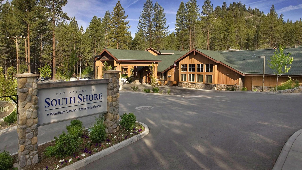 Photo of Outdoor in Round Hill Village