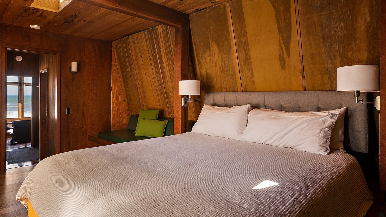 Photo of Bedroom in Marine Terrace