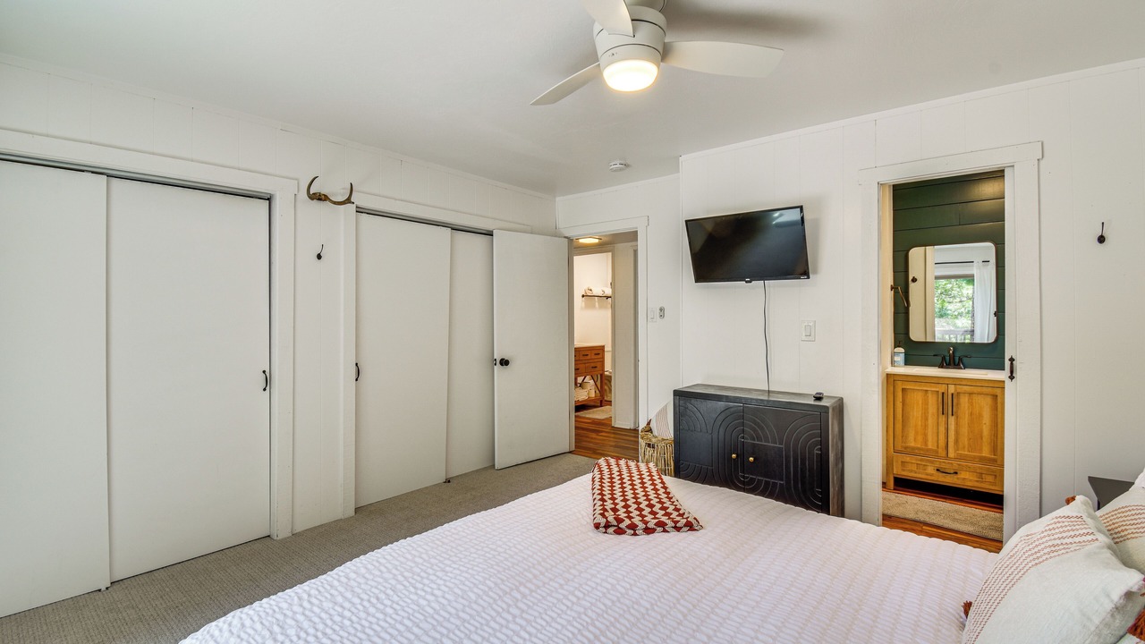Photo of Bedroom in Strawberry