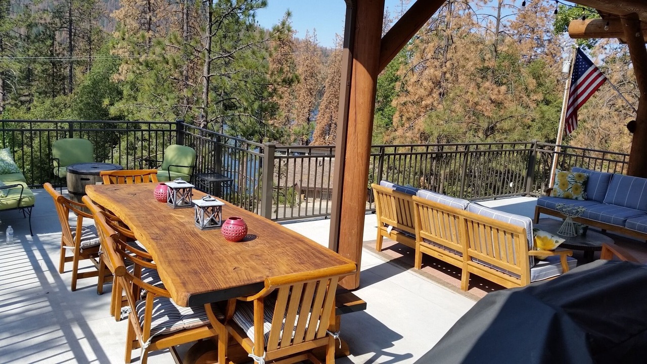 Photo of Outdoor in Bass Lake