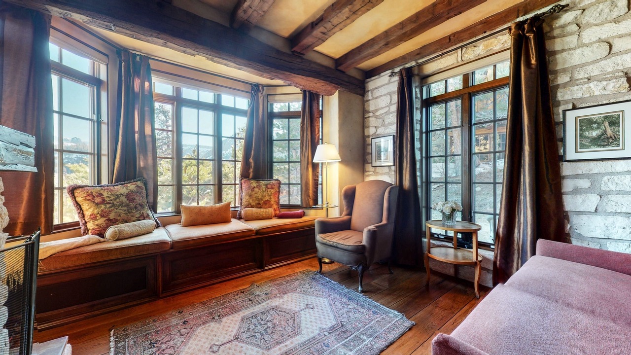 Photo of Bedroom in Mammoth Lakes