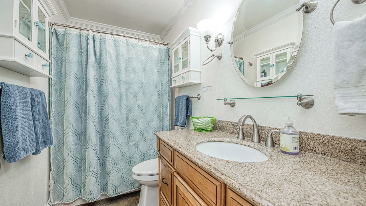 Photo of Bathroom in Yosemite Lakes