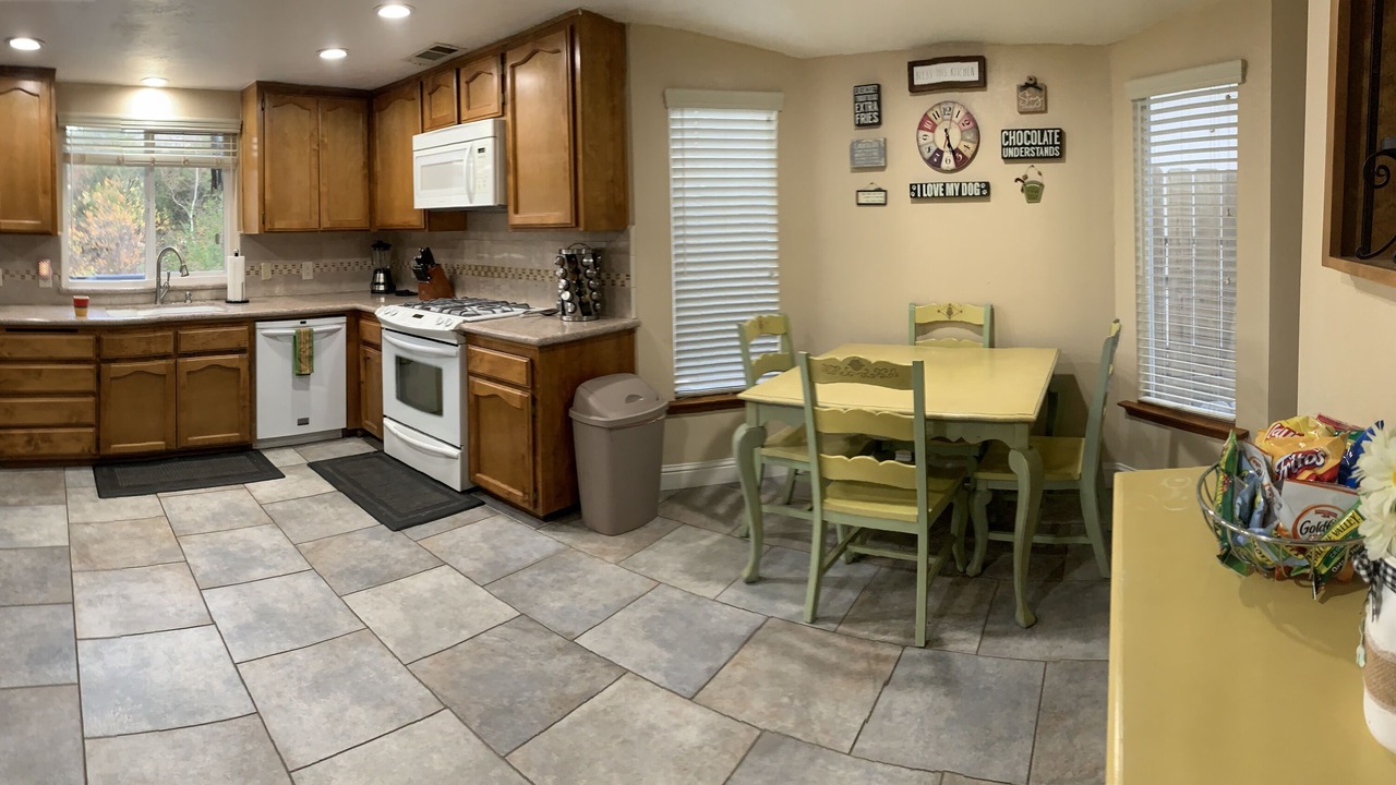 Photo of Kitchen in Three Rivers