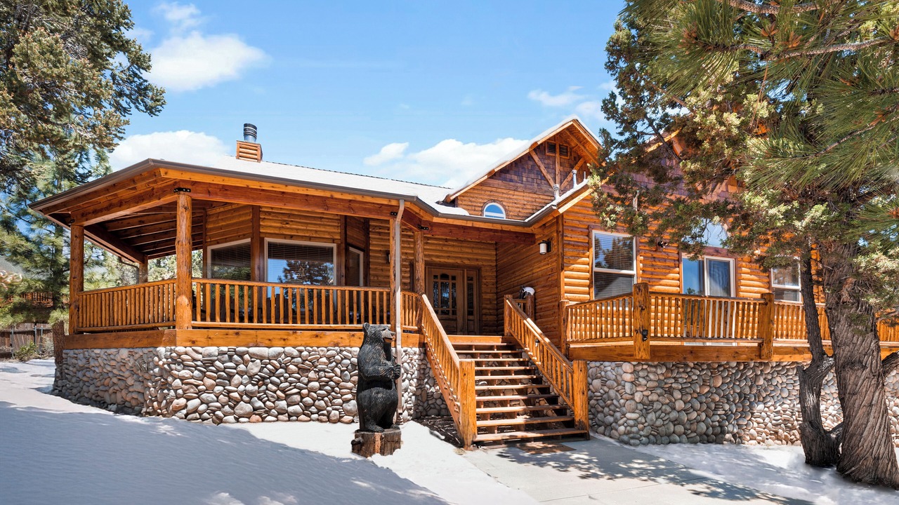 Photo of Outdoor in Castle Glen Estates