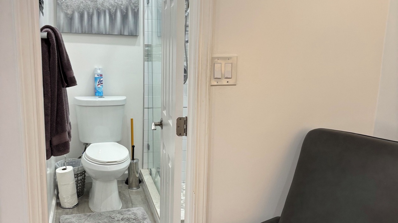 Photo of Bathroom in West Los Angeles