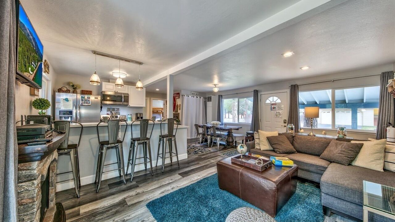 Photo of Livingroom in Tahoe Paradise