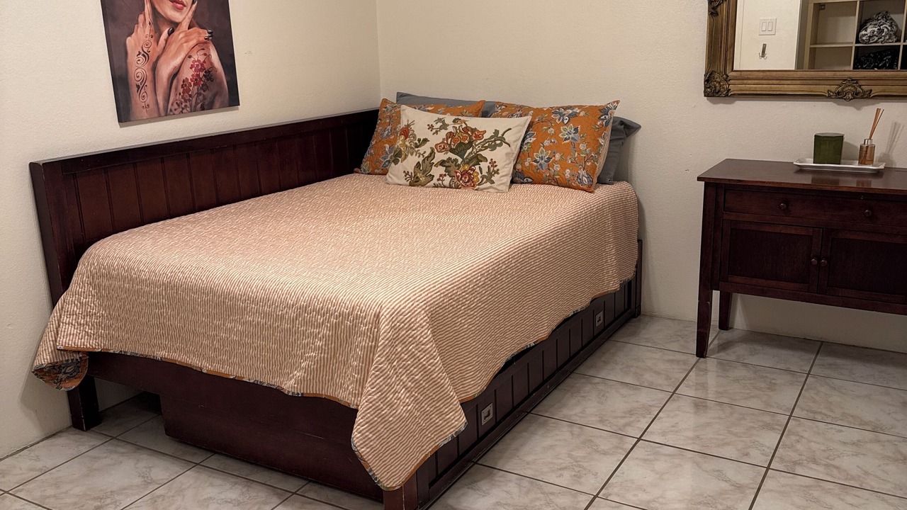 Photo of Bedroom in Bakersfield