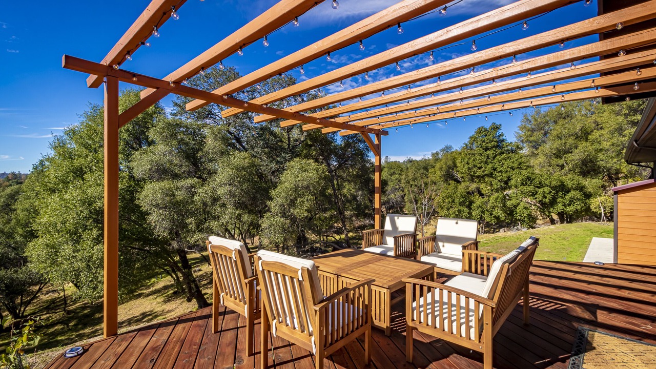 Photo of Patio Balcony in Oakhurst