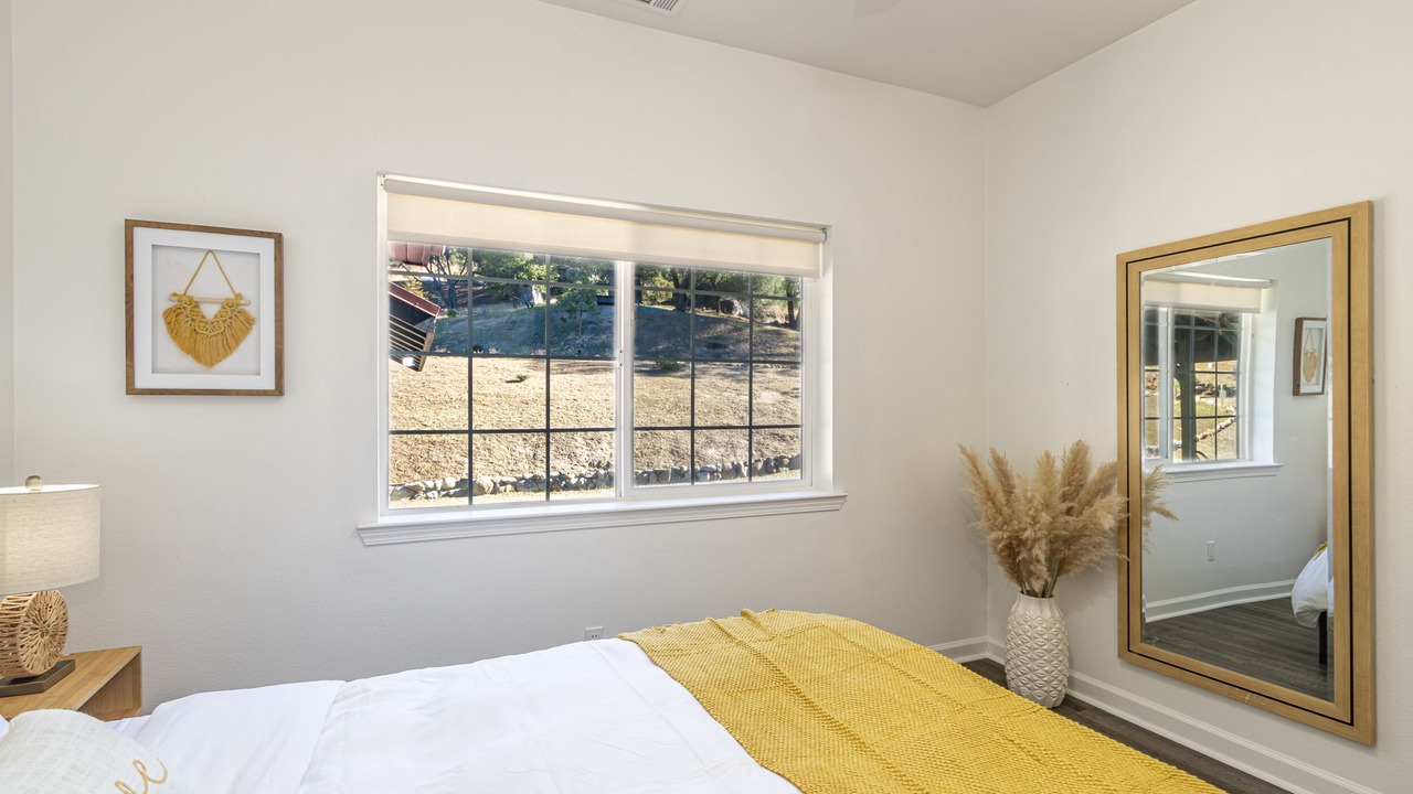 Photo of Bedroom in Oakhurst