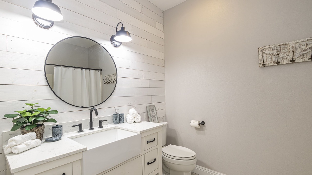 Photo of Bathroom in Oakhurst